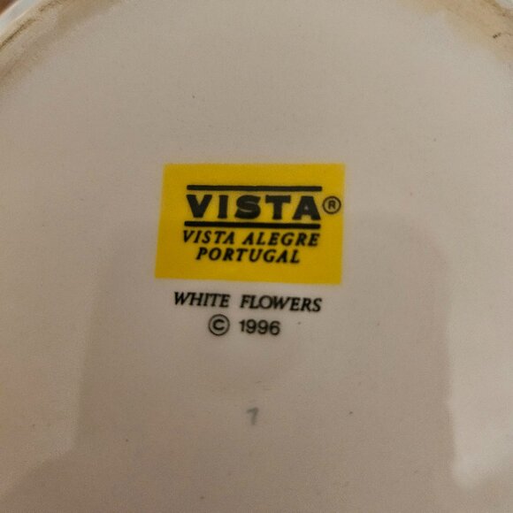 beautiful vintage 1996 vista alegre portugal blue flowers ceramic teapot - Picture 8 of 9